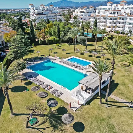 Banus - Beautiful Modern Flat Sea Views 마르베야
