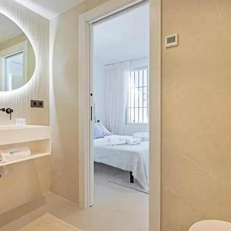 Banus - Beautiful Modern Flat Sea Views 마르베야