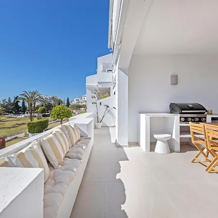 Banus - Beautiful Modern Flat Sea Views 마르베야